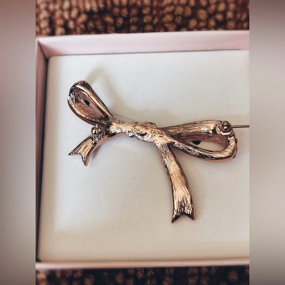 Vintage Bow Brooch